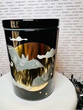 Halloween Glass Bats & Moonlight 1 Wick Candle Black and Gold Midnight Mahogany